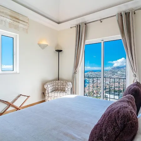 Luxury Two Bedroom Palheiro Village By Madeira * פונשל