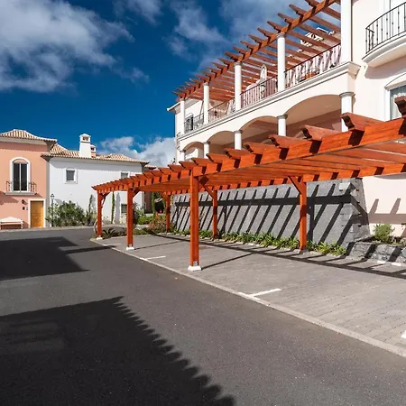 Lägenhet Luxury Two Bedroom Palheiro Village By Hr Madeira