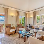 Апартаменты Luxury Two Bedroom Palheiro Village By Madeira Фуншал