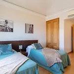 Luxury Two Bedroom Palheiro Village By Madeira Апартаменты Фуншал