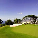 Luxury Two Bedroom Palheiro Village By Madeira Апартаменты Фуншал