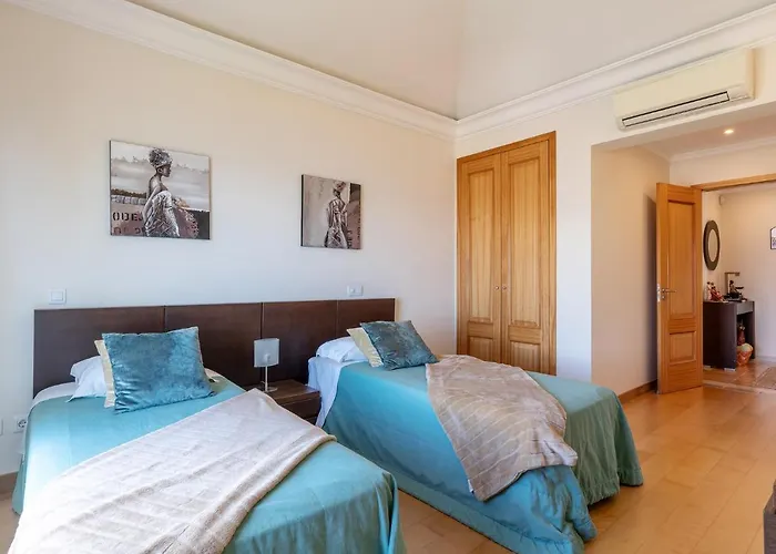 Luxury Two Bedroom Palheiro Village By Madeira Apartament Funchal (Madeira)