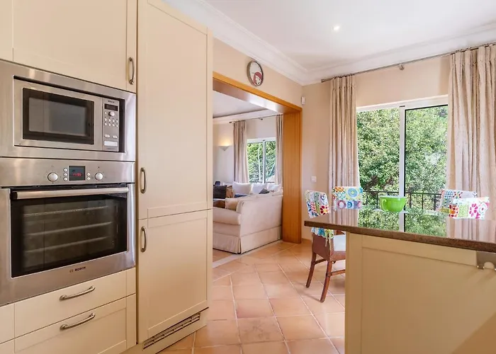 Luxury Two Bedroom Palheiro Village By Madeira Apartament *