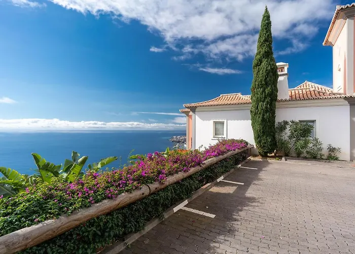 Luxury Two Bedroom Palheiro Village By Madeira Appartement *