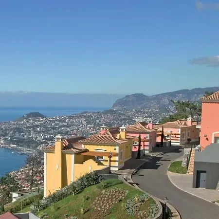 Luxury Two Bedroom Palheiro Village By Madeira *